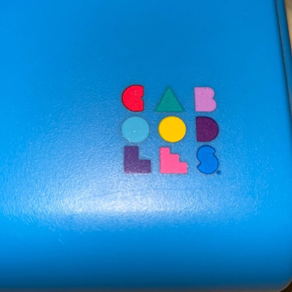 Vintage Caboodles Neutrogena Blue Make-Up Storage Case 8” X 4 1/2” 2” Tall